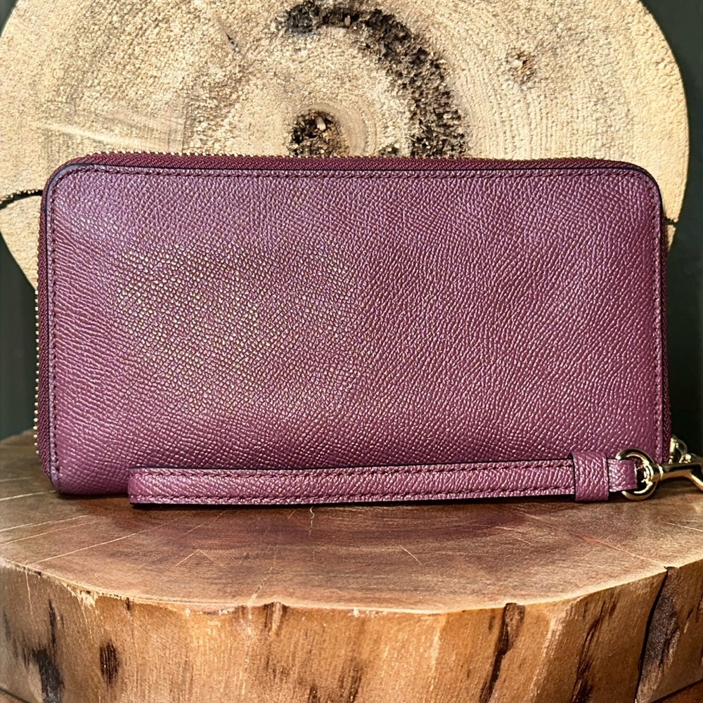 COACH Long Zip Around Wallet - Picture 2 of 16